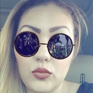 Meet your Posher, Crystalyn