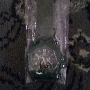 Green army watch