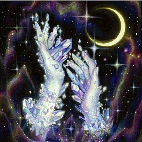 Welcome to Crystal Cove Boutique! - Picture 5 of 12