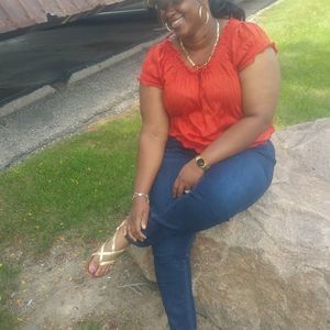 Meet your Posher, Elisa