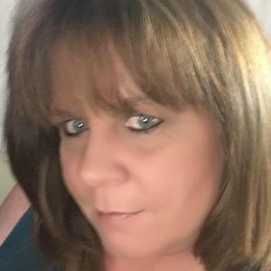 Meet your Posher, Momo