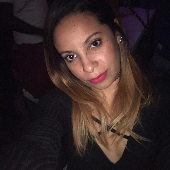 Meet your Posher, Sheila