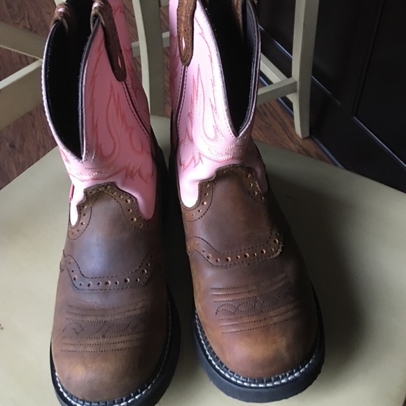 Justin Gypsy boots like new! Just reduced