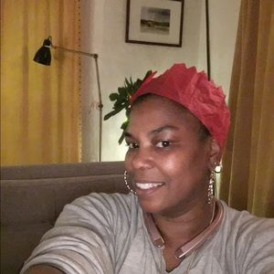 Meet your Posher, Celia