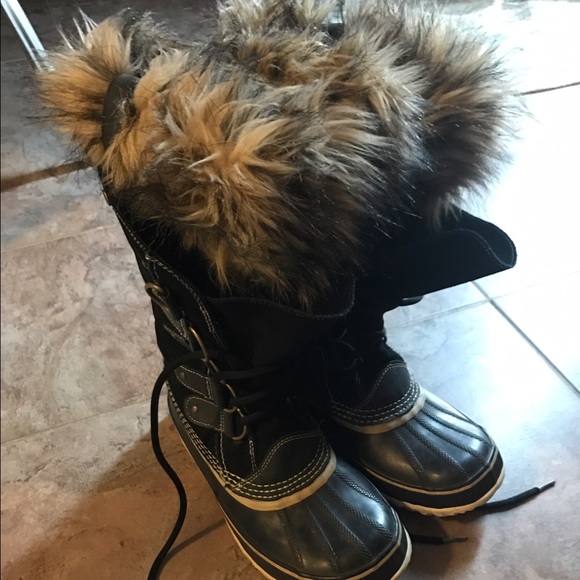 Sorel Joan of arctic boots