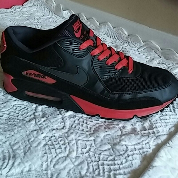 Nike Other - Nike Air Max 90 Essential...#537384 016