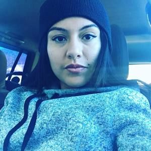 Meet your Posher, La nena