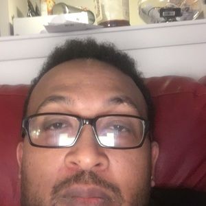 Meet your Posher, Dawit