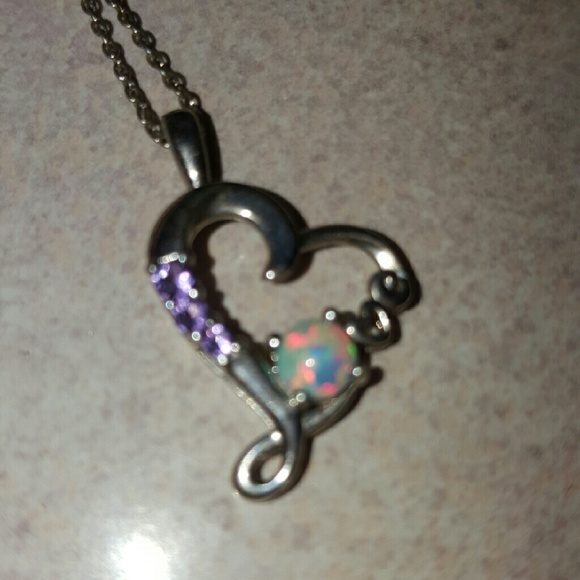 Love heart Opal and amethyst pendant - Picture 1 of 1