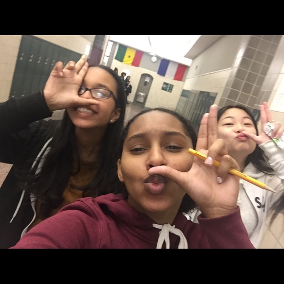 Meet your Posher, Sarah - Picture 1 of 1