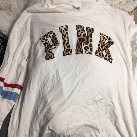 PINK VS LONG SLEEVED TEE