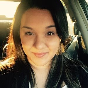 Meet your Posher, Perla