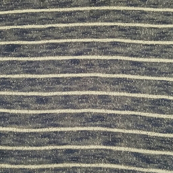 High/Low Side Tank Top - Picture 4 of 4