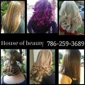 Meet your Posher, Yaima