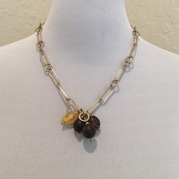 Link chain necklace with wood beads