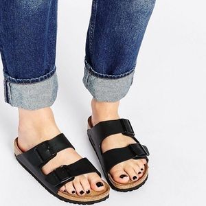 Birkenstock Arizona Black Narrow Fit Sandals  6.5