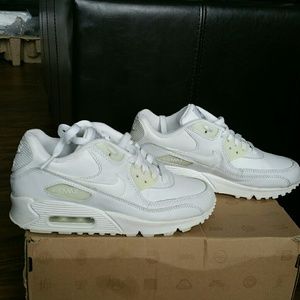 Nike Air Max 90 White Size 4.5Y