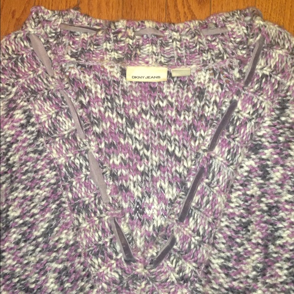 🍂🍁 Fall/Winter Vintage DKNY Jeans Purple Marled Deep V Neck Sweater Sz M - Picture 3 of 4