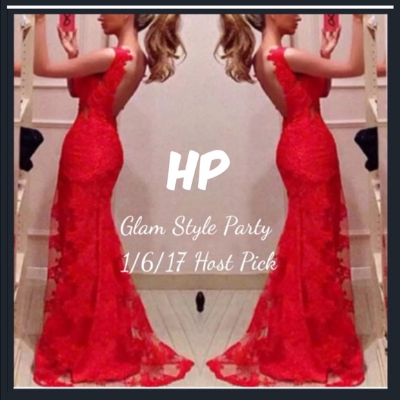 Dresses & Skirts - 🎉HP🎉Red Carpet Beauties