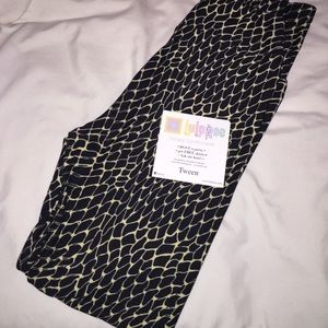 Brand new tween lularoe leggings