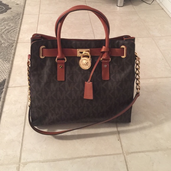 Michael Kors Handbags - Brand New Michael Kors Hamilton bag