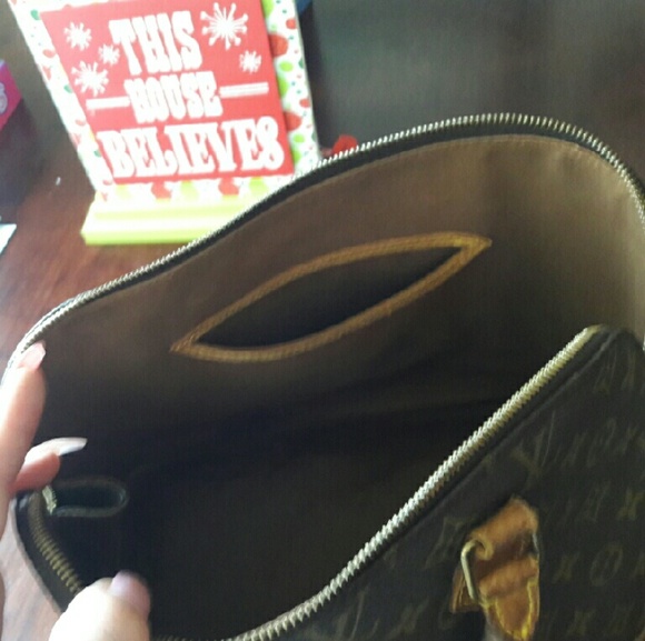 Louis vuitton - Picture 2 of 2