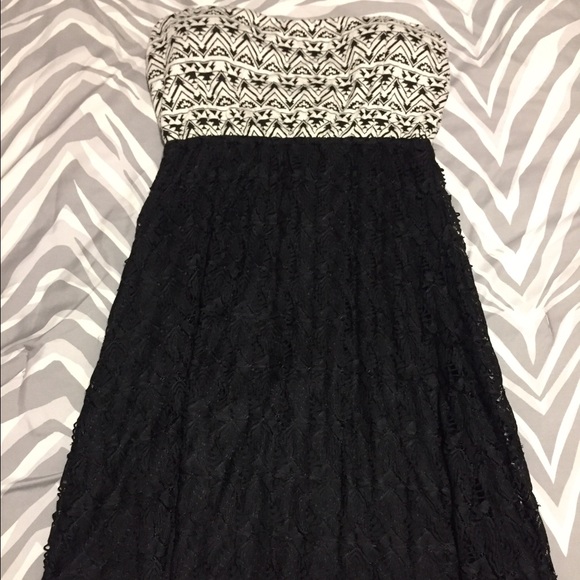 Black and white dress