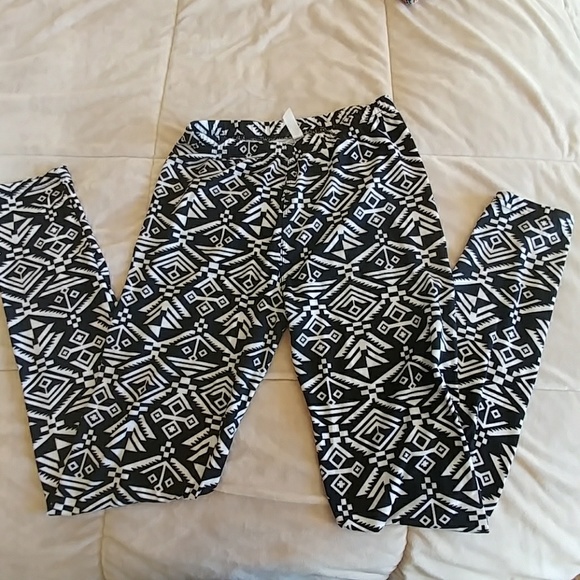 Seamless leggings black and white