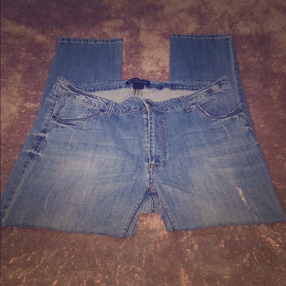 Size 14 Cropped Fashion to Figure Jeans
