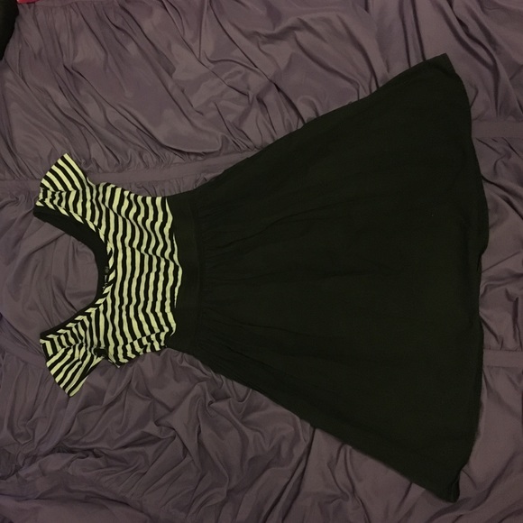 Super cute black and white striped dress!