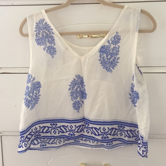 White//BLUE TOP - Picture 3 of 3