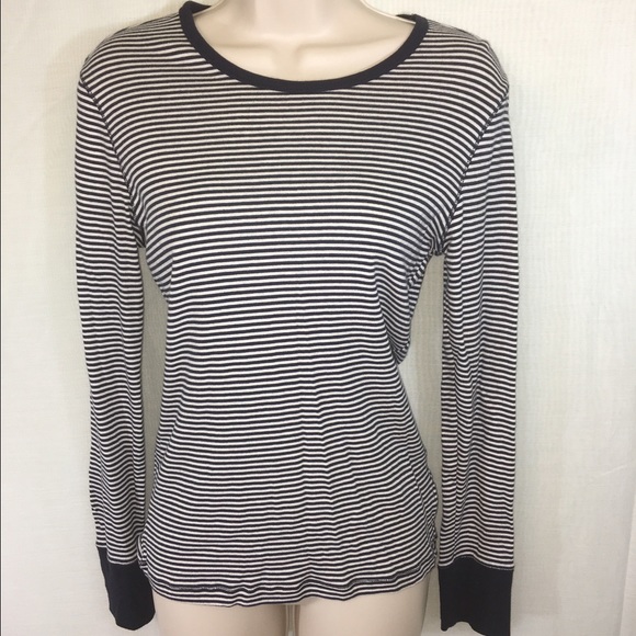 GAP Tops - 🔥3/$20 Sales: Striped Gap Shirt-M🔥