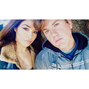 Meet your Posher, Felicia