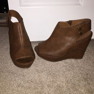 Candie's wedges. Worn once to a wedding