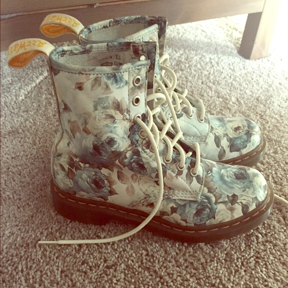 Floral Dr. Martens