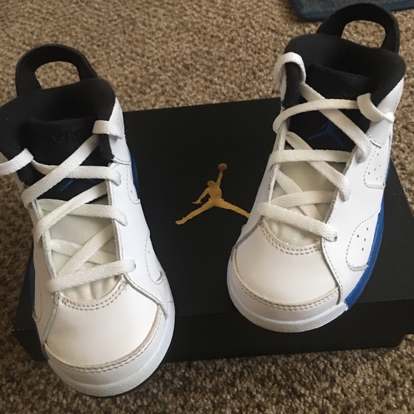 Air Jordan 6 Retro "Sport Blue"