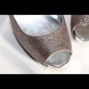 👠 GUESS glitter heels💄💋