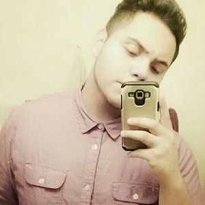 Meet your Posher, Nicholas