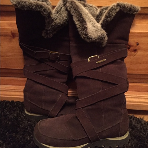 Skechers 👢Brown Boots