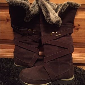 Skechers 👢Brown Boots