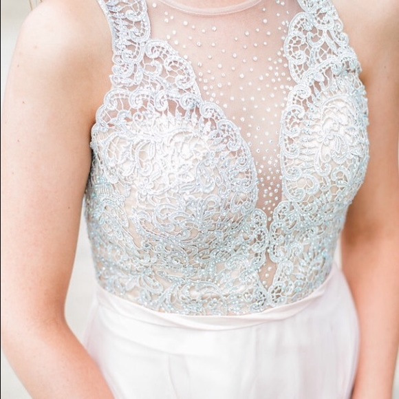 Blush La Femme prom dress