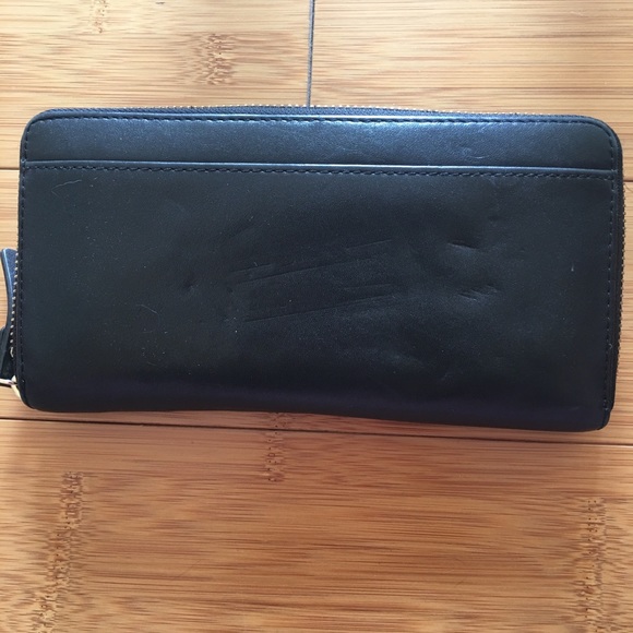 Kate Spade Wallet - Picture 2 of 4