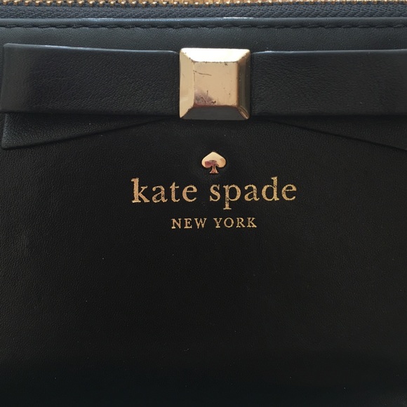 Kate Spade Wallet - Picture 4 of 4