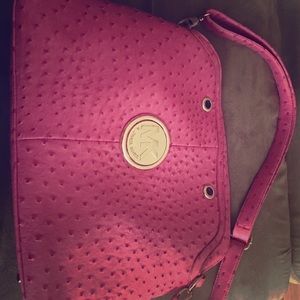 Michael Kors pocketbook not authentic