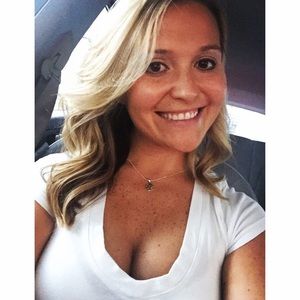 Meet your Posher, Tiffany