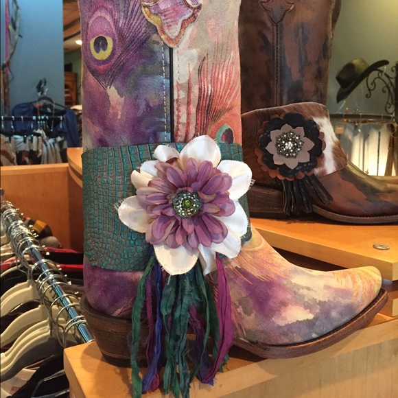 CoFi peacock boots