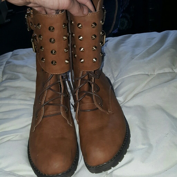 EUC- Stud Buckle Boots - Picture 3 of 4