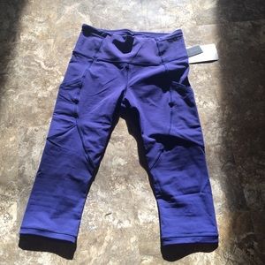 Lululemon Outrun 17" Crop 🍋 [capris - Size 8]