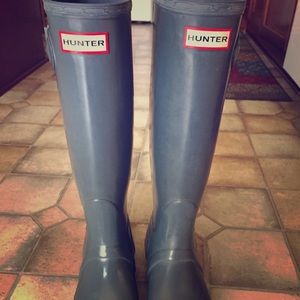 Tall Gray Hunter Glossy Boots