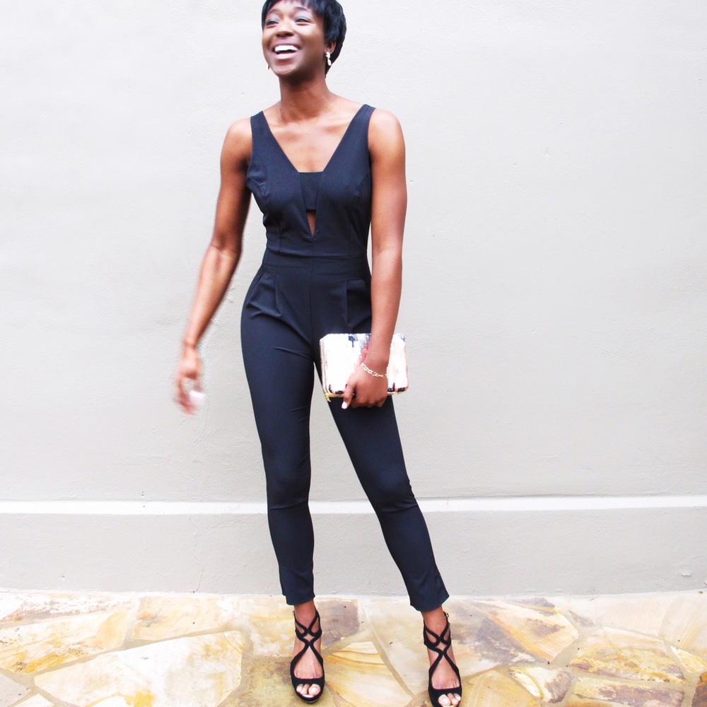 🎈🎉CLEARANCE✂️💛 Classy Backless Jumpsuit